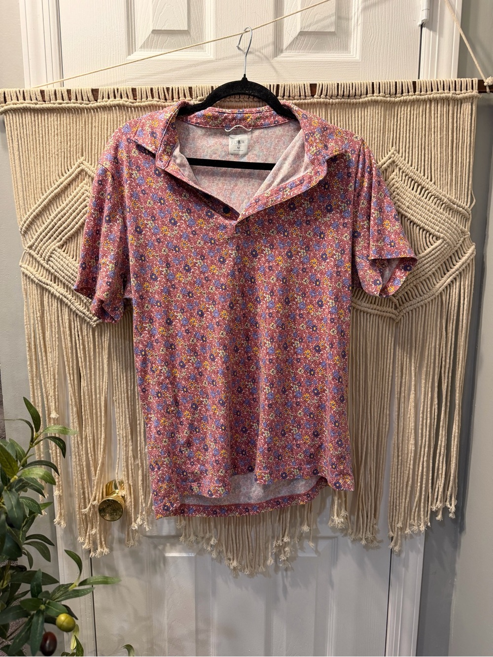 J. Crew Pink Floral Short-Sleeve Collared Button-Down Top